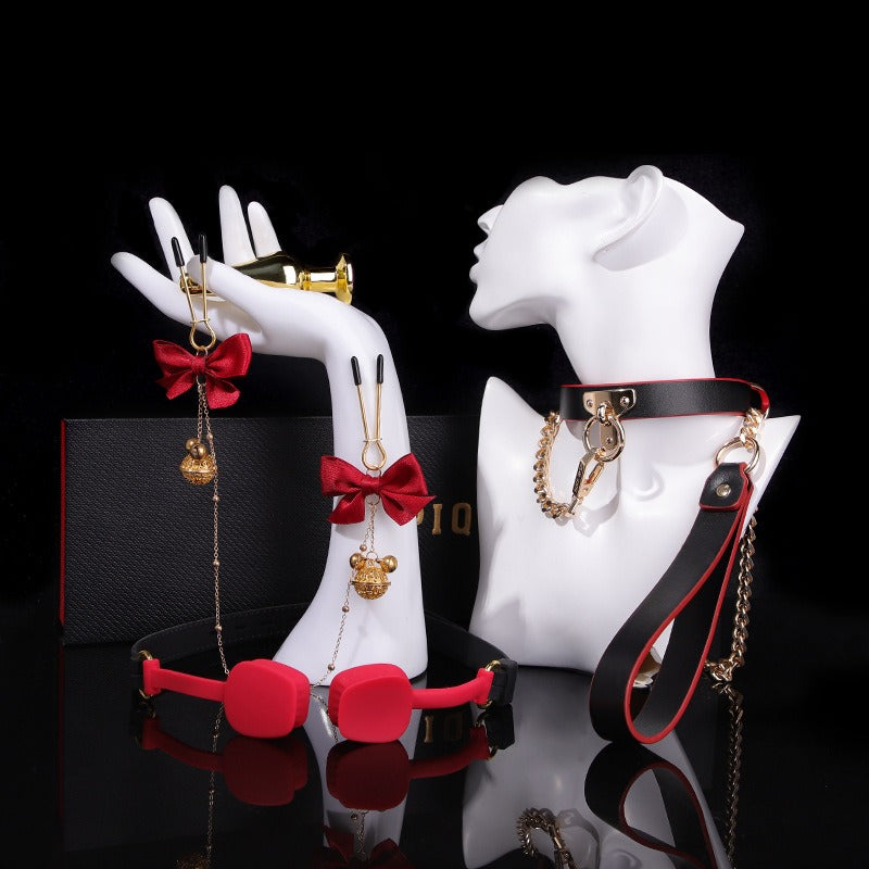 SM sex toys four-piece set genuine leather traction collar bell nipple clamp silicone mouth plug alternative sex toys